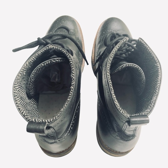 Jeffrey Tyler Black Leather Wingtip
Brogue Boots Men's 10.5 Dress Combat
Style - Picture 4 of 12